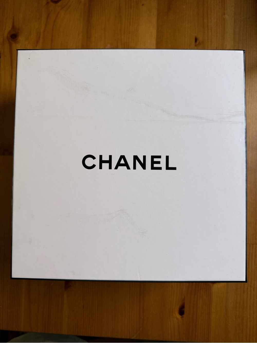 CHANEL black/white storage box